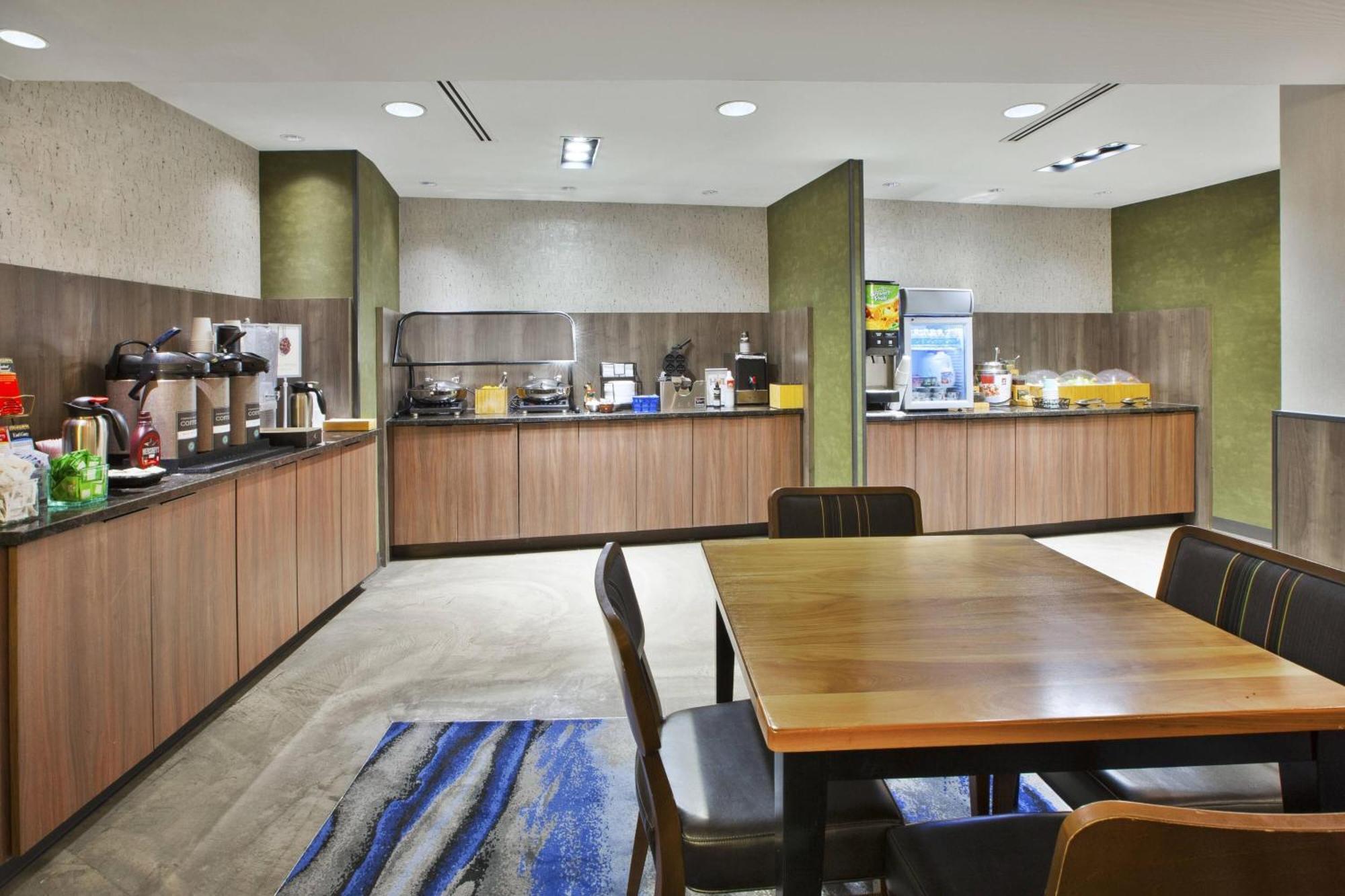 Fairfield Inn & Suites By Marriott Milwaukee Downtown Eksteriør billede