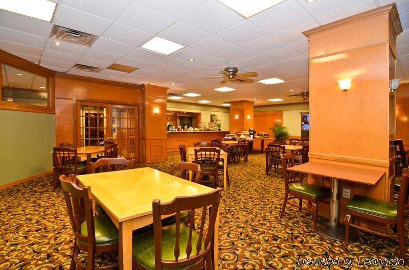 Fairfield Inn & Suites By Marriott Milwaukee Downtown Restaurant billede