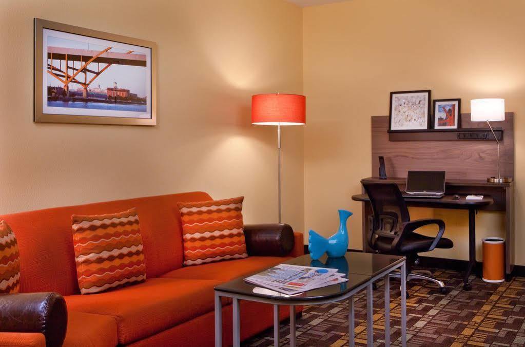 Fairfield Inn & Suites By Marriott Milwaukee Downtown Eksteriør billede